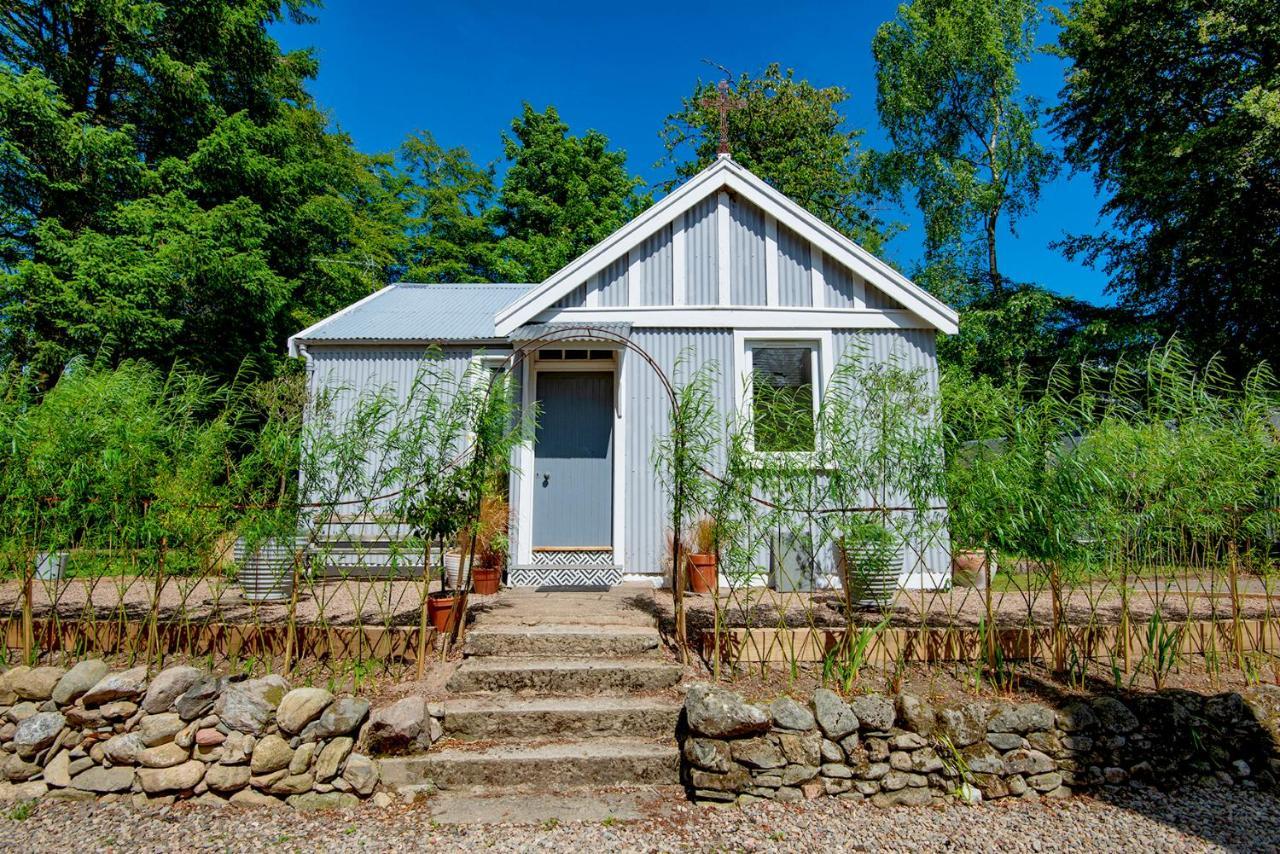 Tin Cabin In Peaceful Angus Glen Glenogil Exterior foto